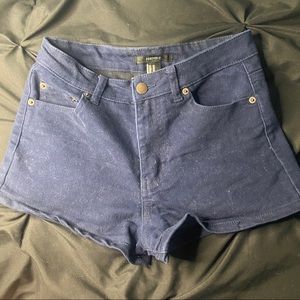 navy blue shorts